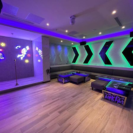 טאיפיי Purple Rainbow Motel מראה חיצוני תמונה