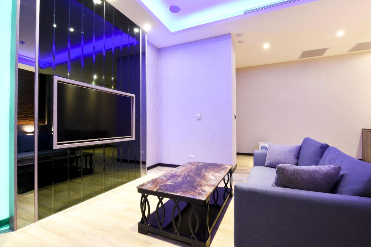 טאיפיי Purple Rainbow Motel מראה חיצוני תמונה